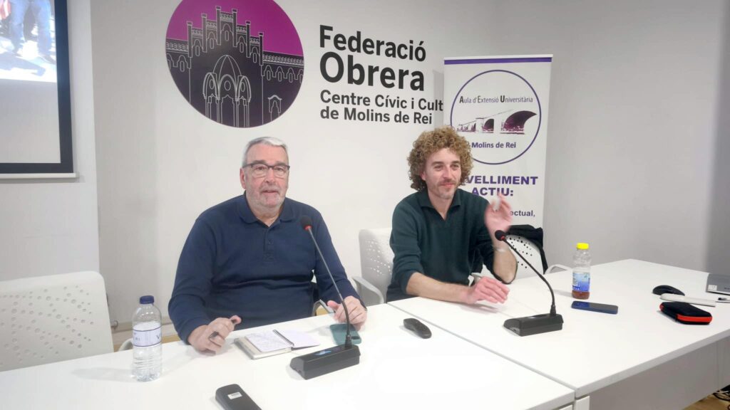 La crisi de les democràcies i l’Era Trump: crònica de la conferència de Steven Forti a l’Aula