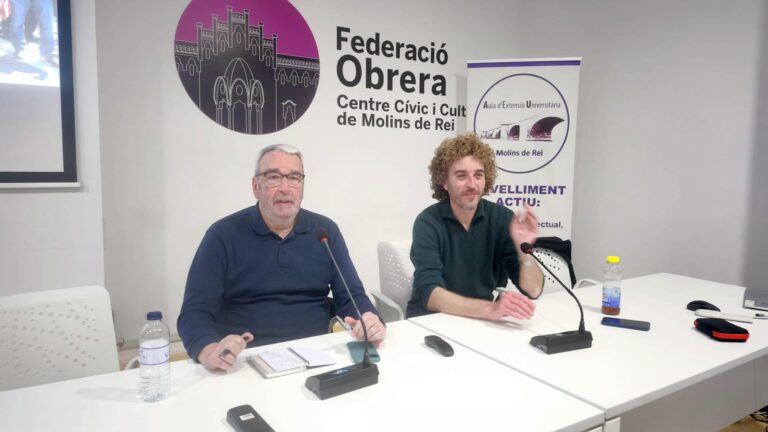 La crisi de les democràcies i l’Era Trump: crònica de la conferència de Steven Forti a l’Aula