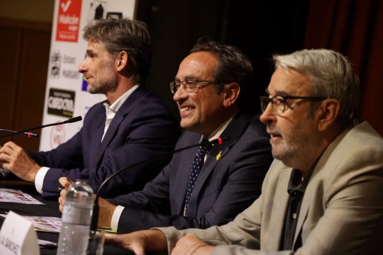 La dimensió nacional del Parlament: de la Pau i Treva al país modern